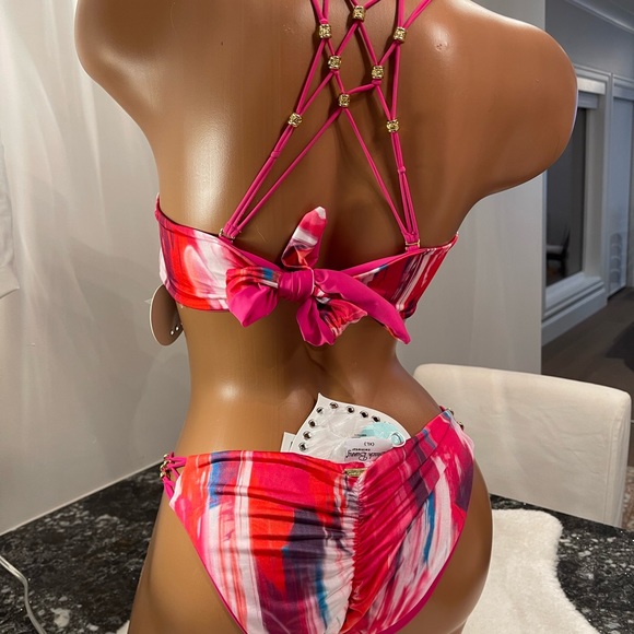 NWT beach bunny bikini Birds of Paradise, XL top and XL or L bottoms - Picture 15 of 16